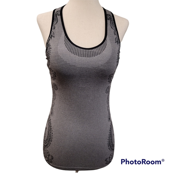 Elimawear Activewear Racerback Tank Size S - Picture 1 of 9